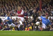 Fußball: England, Premier League - Classic Match: FC Arsenal - Manchester City (2000/2001)