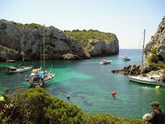 Menorcas stille Magie - Von stolzen Pferden, einsamen Küsten und geheimnisvollen Steinen