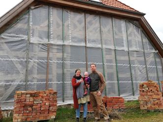 Gesund wohnen - Bauen mit Lehm, Holz und Stroh