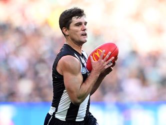 Australian Football - Toyota AFL Premiership - Collingwood Magpies - Adelaide Crows, Round 10