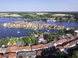 Hanseblick - Malchow - Eine Inselstadt im Feierrausch