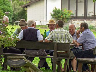 "Wo Bio zu Hause ist" - Die Heumilchregion im Salzburger Seenland - "Wo Bio zu Hause ist - Der BioArt Campus Seeham"