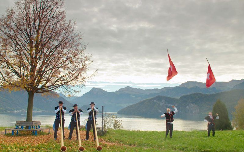 Vierwaldstättersee - Blaues Juwel der Schweiz