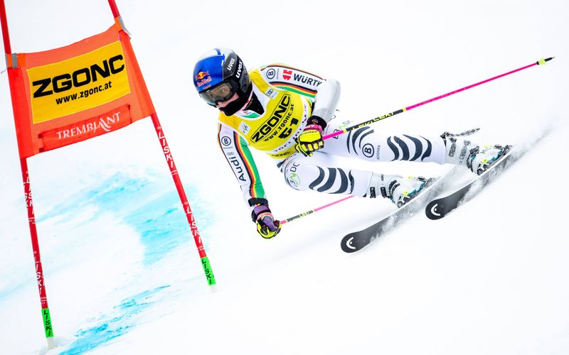 Ski alpin: Weltcup Sölden - Riesenslalom Damen, 1. Lauf