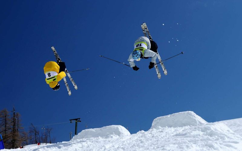 Ski Freestyle: Weltcup Chur - Big Air der Damen und Herren